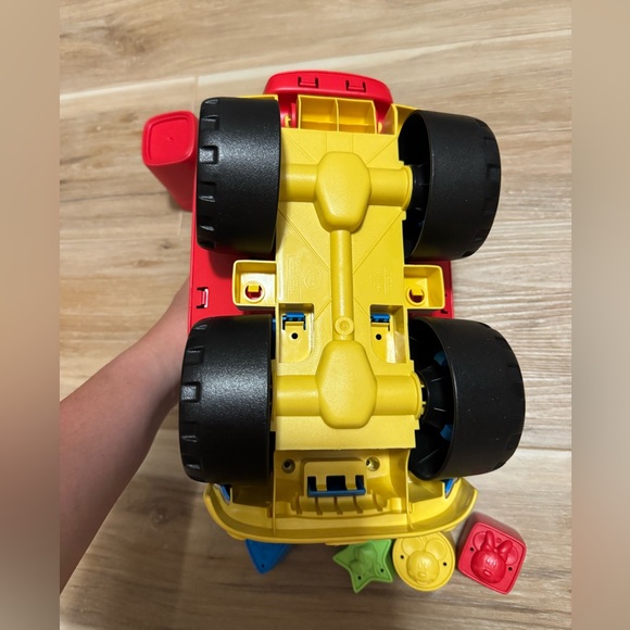 Green Toys Mickey Mouse & Friends Shape Sorter Truck - Picture 6 of 10
